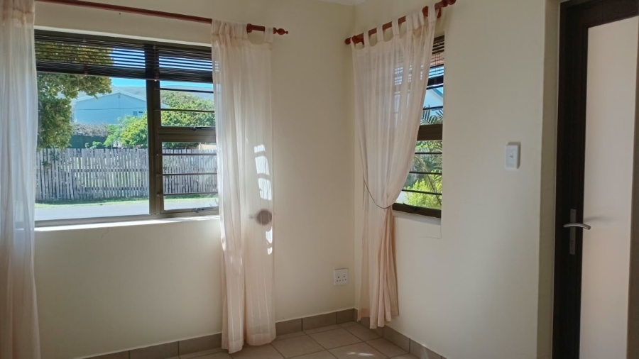 To Let 1 Bedroom Property for Rent in Kleinmond Western Cape